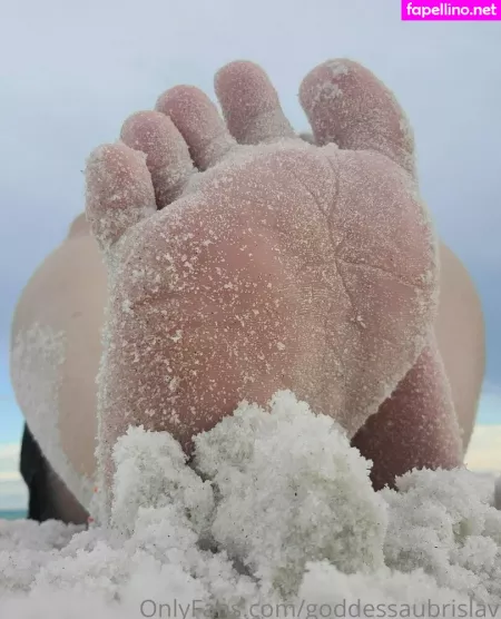 Goddessaubrislav OnlyFans Thumbnail #Vcog3kXWcW