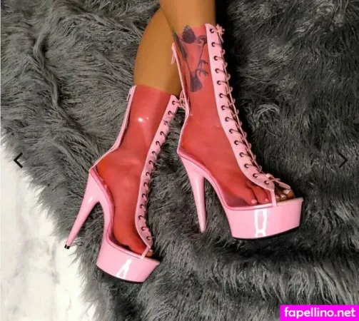 Goddessclutch OnlyFans Thumbnail #Uk2bpFh2am