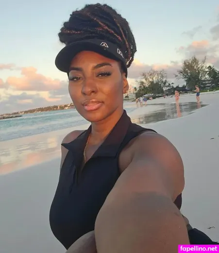 Goddessddlynn OnlyFans Thumbnail #0drljBTZT2