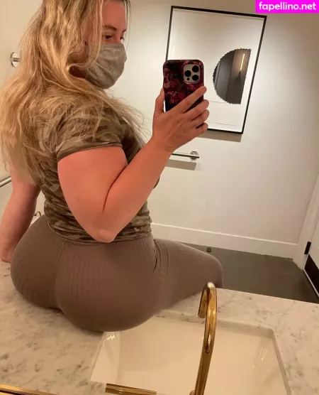 Goddessfartsfree OnlyFans Thumbnail #npLBr5Uero