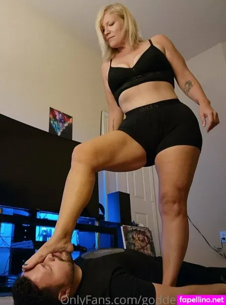 Goddessfierce2 OnlyFans Thumbnail #Dk4QEiWO1o