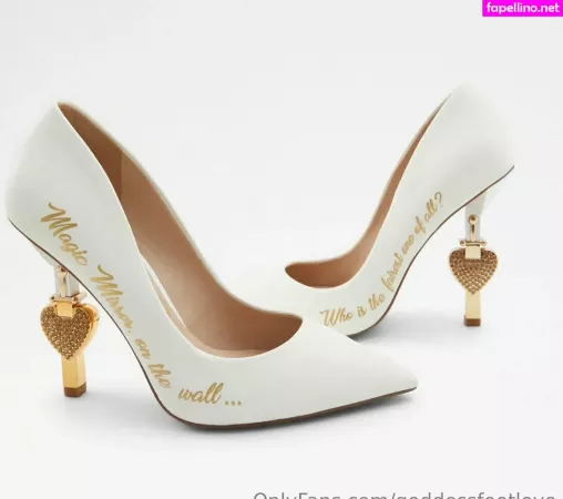 Goddessfootlove OnlyFans Thumbnail #FmobdJgkZY