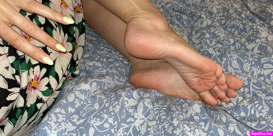 Goddessgigantic 1 OnlyFans Thumbnail #NLbUCgdKM5