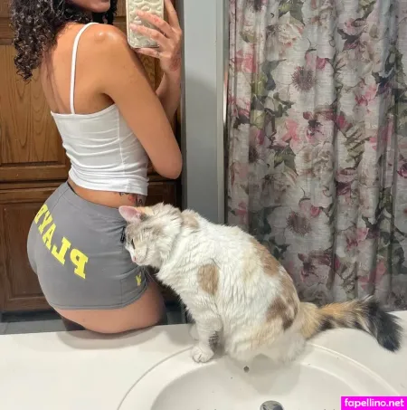 Goddesske963 OnlyFans Thumbnail #9egvG79pj2