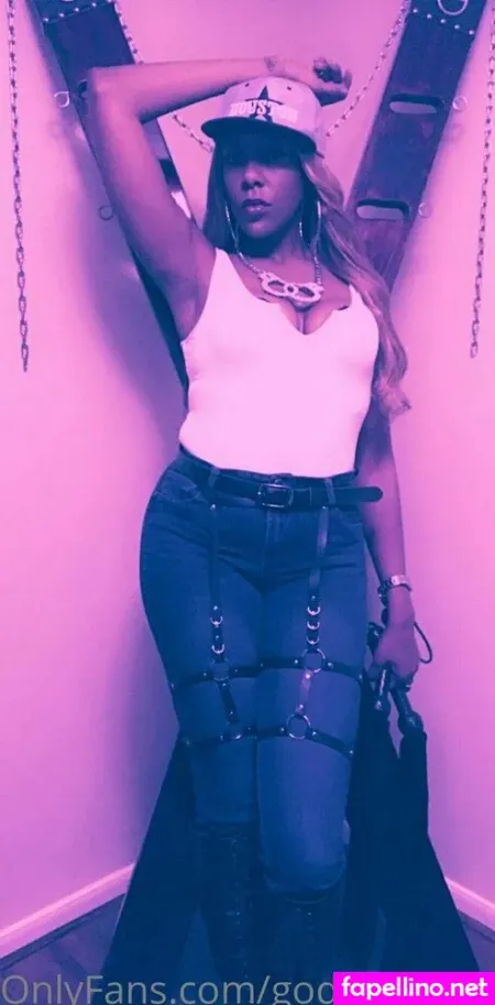 Goddesskhiya OnlyFans Thumbnail #Rys8HZVH5l