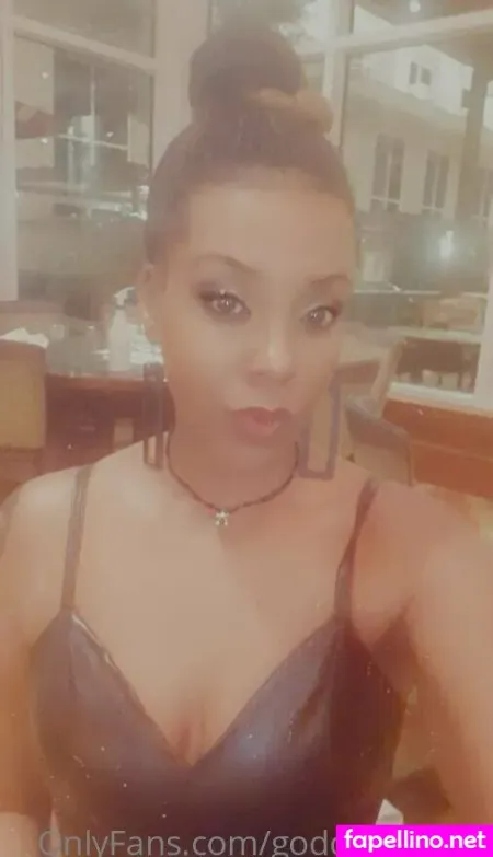 Goddesskhiya OnlyFans Thumbnail #SjZMnP7fvT