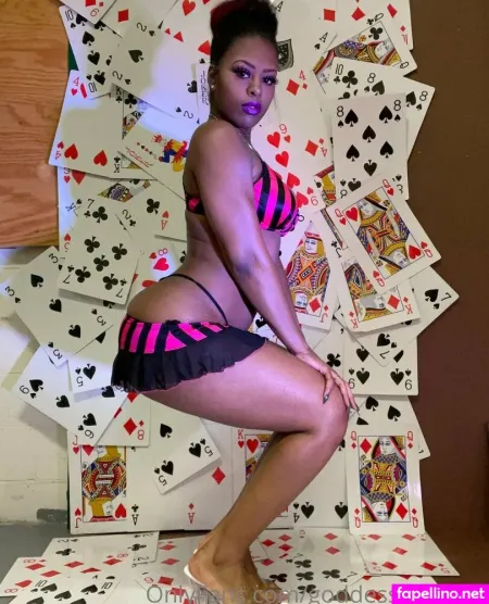 Goddesslolaaxxx OnlyFans Thumbnail #AtDWGM5TDR
