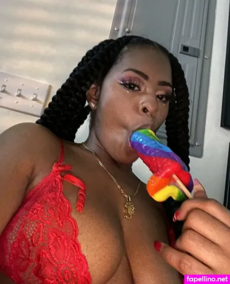 Goddesslolaaxxx OnlyFans Thumbnail #IhdXlDhaZM