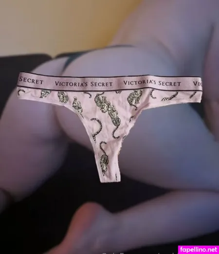 Goddesslooloo OnlyFans Thumbnail #3hjYYJsxDA