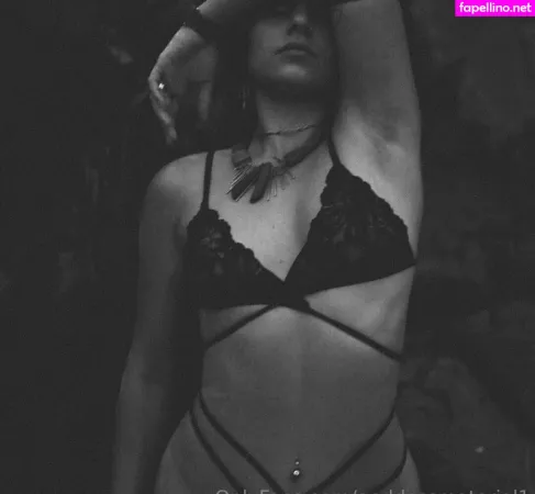 Goddessmaterial1 OnlyFans Thumbnail #of91vBQft1