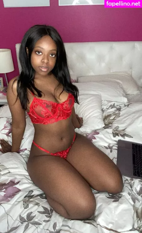 Goddessmyra OnlyFans Thumbnail #s24O1itmVl