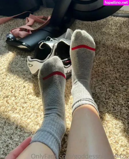 Goddessnicci69420 OnlyFans Thumbnail #zwqA2cDn5S
