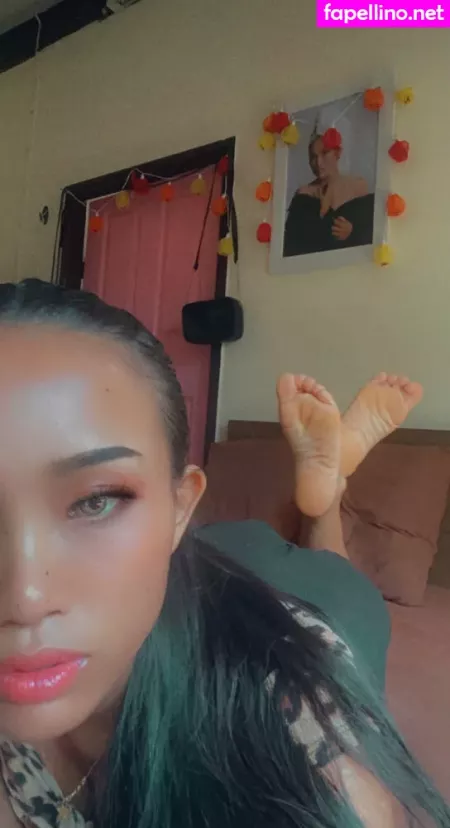 Goddessnutty2 OnlyFans Thumbnail #2TtXVewWIM