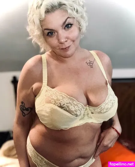 Goddesspoppybud OnlyFans Thumbnail #vYoq7Iqstp