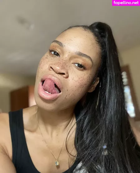 Goddessrosiereed OnlyFans Thumbnail #DRhzCcCPNm