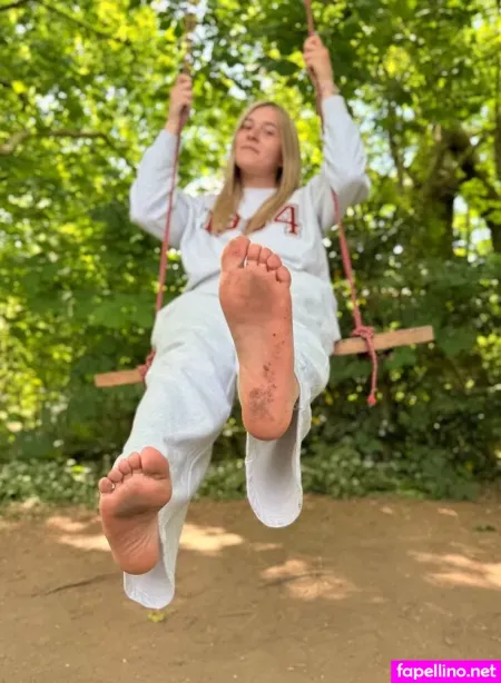 Goddesssaz47 OnlyFans Thumbnail #Wd7GQz0Pvd