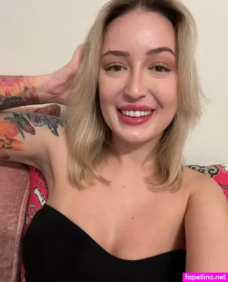 Goddessscarlettt OnlyFans Thumbnail #KgYeUpdRgx