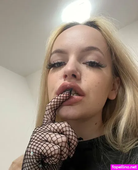 Goddesssmiss OnlyFans Thumbnail #FjRWb6ciOz