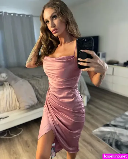Goddessstellasol 1 OnlyFans Thumbnail #mp4dOhvNfc