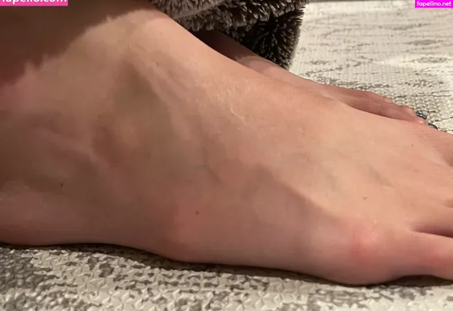 Goddesszeldafeet11 OnlyFans Thumbnail #3ss3cObDmj