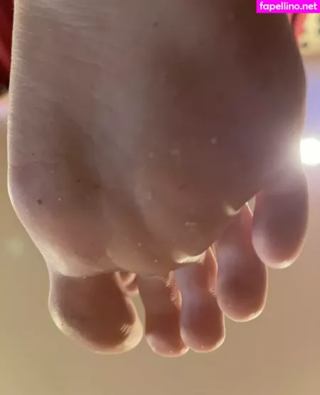 Goddesszeldafeet11 OnlyFans Thumbnail #RM3AC5mma5