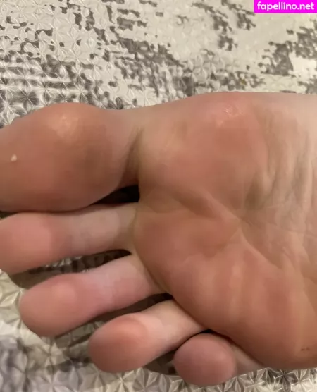 Goddesszeldafeet11 OnlyFans Thumbnail #Wx6NhZXbFY