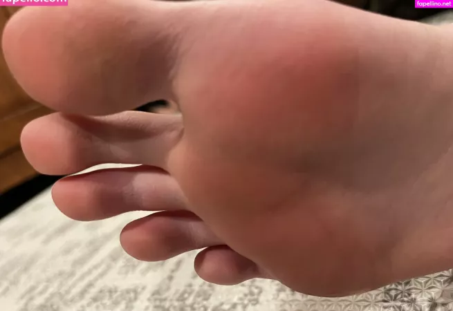 Goddesszeldafeet11 OnlyFans Thumbnail #YjM9Wu1gSY