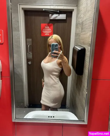 Godessmichelle OnlyFans Thumbnail #2RQ0AzQ5vE