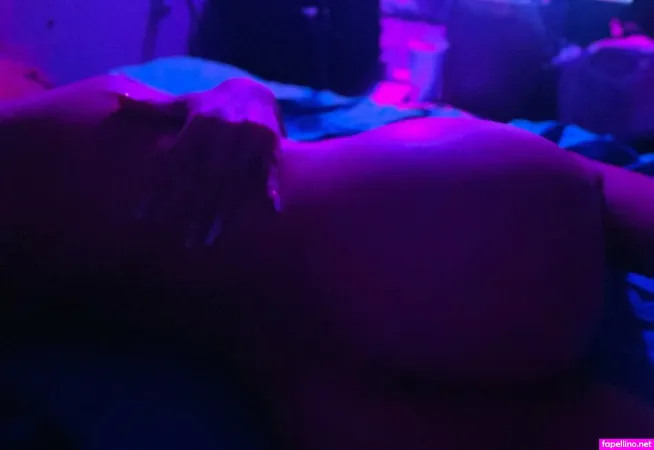 Godisawoman69 OnlyFans Thumbnail #EpCLYLTA3P