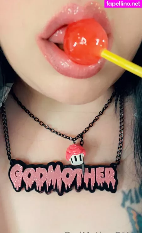 Godmotherofassfree OnlyFans Thumbnail #pxfEBEYC1Q