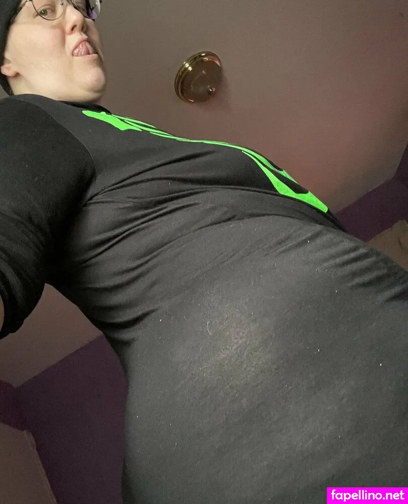 forever_90s_fan, godmotherthegreatfree Nude Leaked OnlyFans Photo #Aqa3V5GFbY