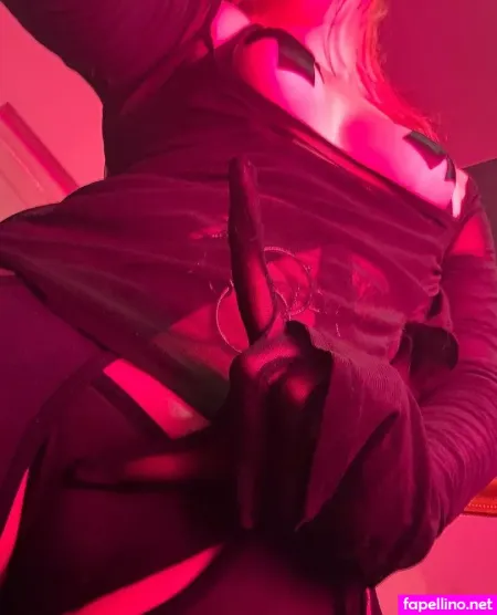 Godscarlette OnlyFans Thumbnail #J9e8GvumYT