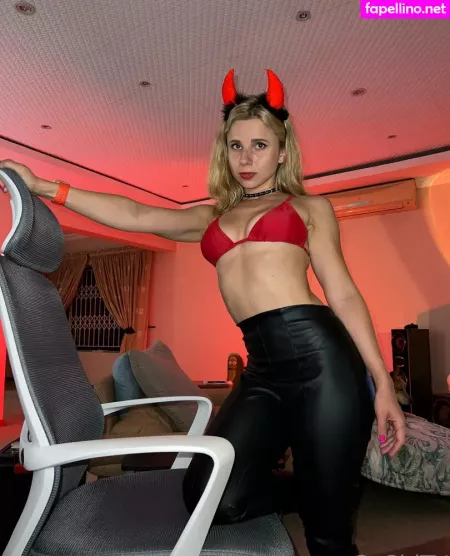 Gogirlsworld OnlyFans Thumbnail #uVyF0bCfzo
