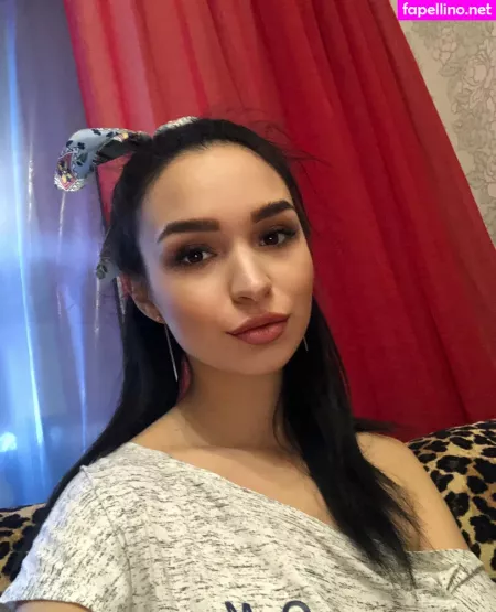Golden Zlata OnlyFans Thumbnail #4CgtCA2b78