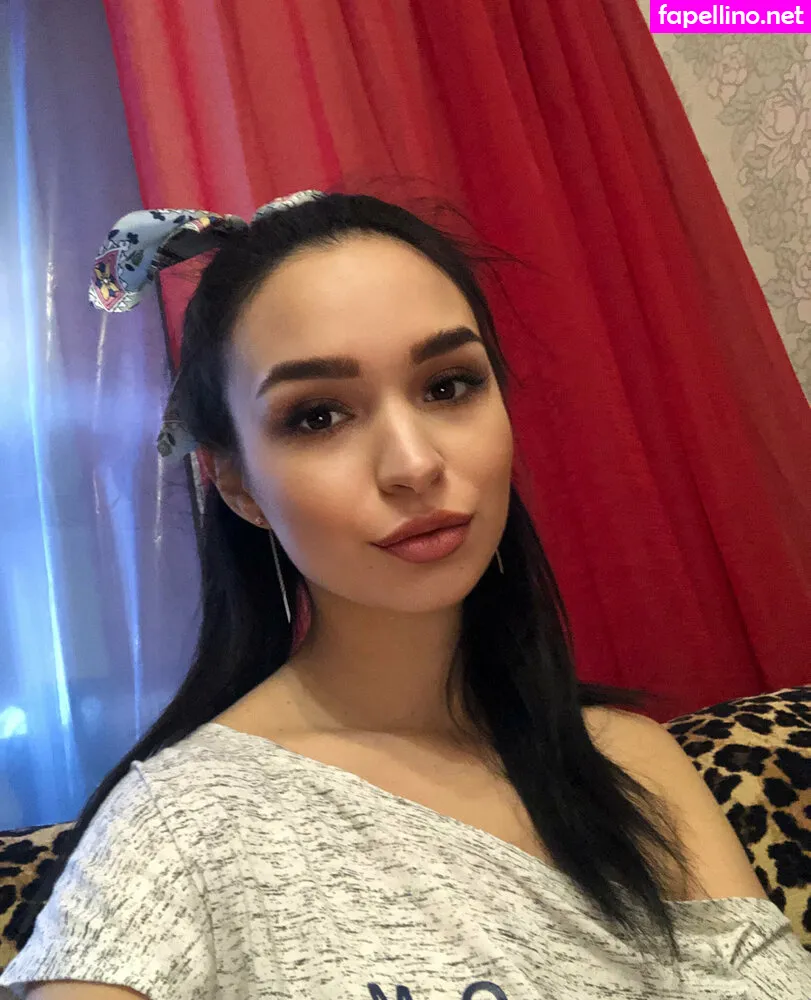 golden_zlata Nude Leaked OnlyFans Photo #4CgtCA2b78