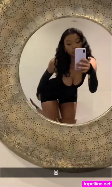 Goldenbihxo OnlyFans Thumbnail #5UzEegb8lx