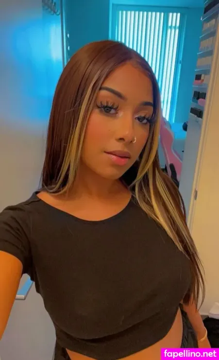 Goldenempress17 OnlyFans Thumbnail #skTDhQpxMt
