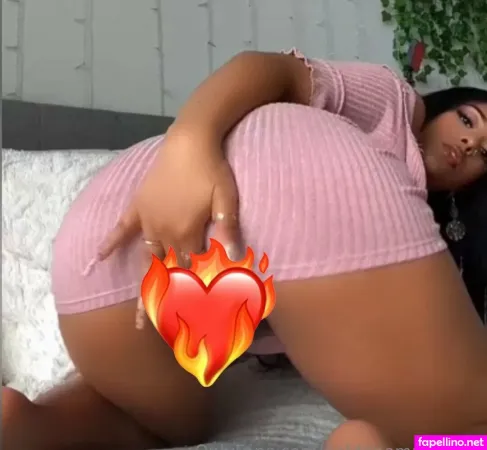 Goldenempress17 OnlyFans Thumbnail #uoavEH5sKQ