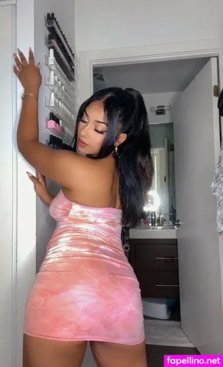 Goldenempress17 Main Profile Photo