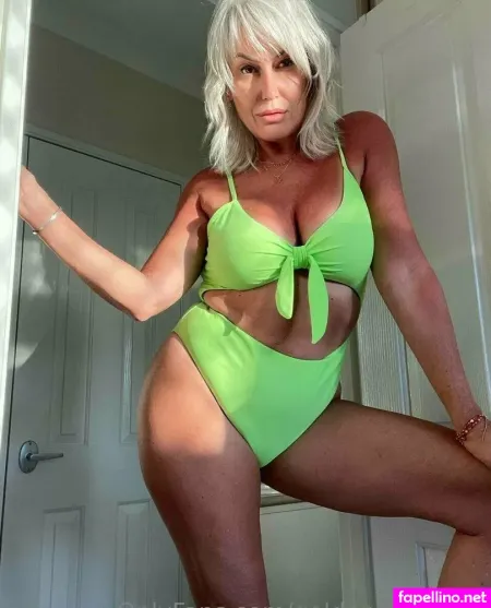 Goldengrandma 1 OnlyFans Thumbnail #36KW7ZiVEx