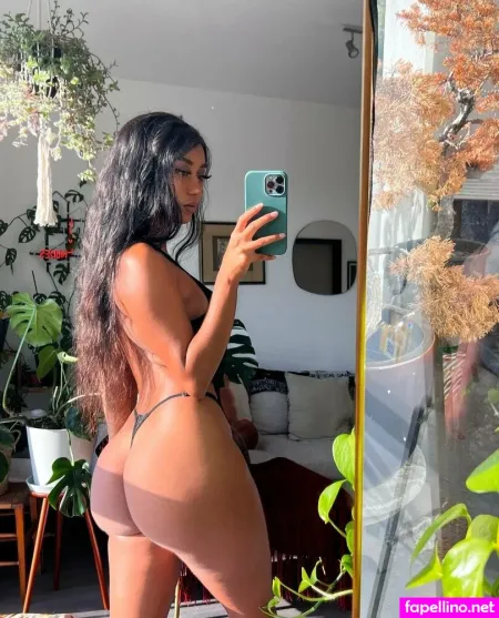 Goldenhoneiii 5 OnlyFans Thumbnail #jukfbJ8wvU