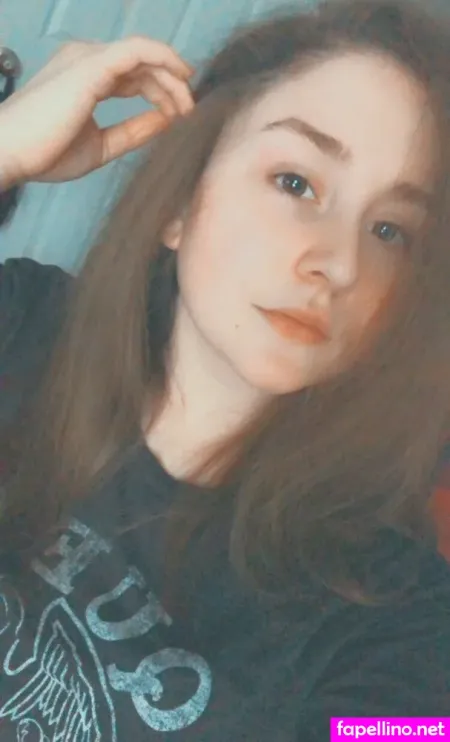 Goldenlaurel OnlyFans Thumbnail #FLUCaBq8dp