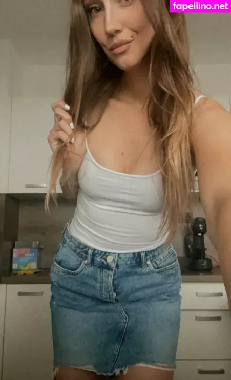 Goldhailey OnlyFans Thumbnail #VNbDDxjBZB