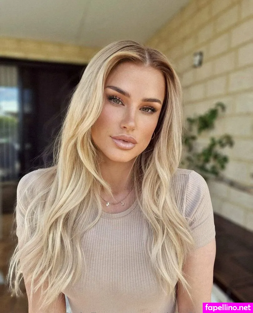 __xxgoldiefoxx__, goldiefox_official Nude Leaked OnlyFans Photo #8HfR3erP1s