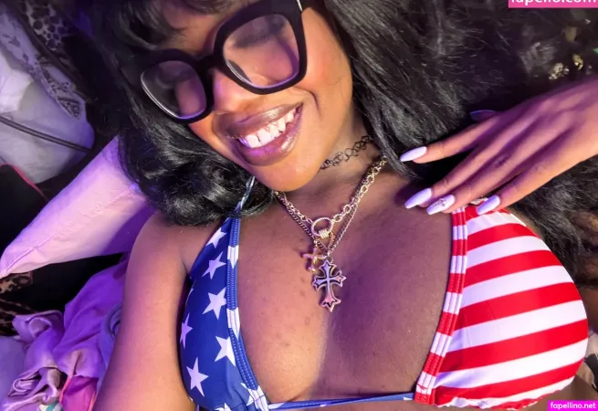 Goldm0ufprincess OnlyFans Thumbnail #B3UMMeeozm