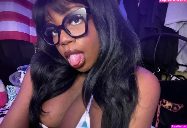 Goldm0ufprincess OnlyFans Thumbnail #yvsb1CvRVZ