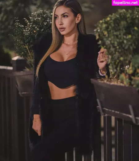 Gonsabella OnlyFans Thumbnail #7PKfutClGj