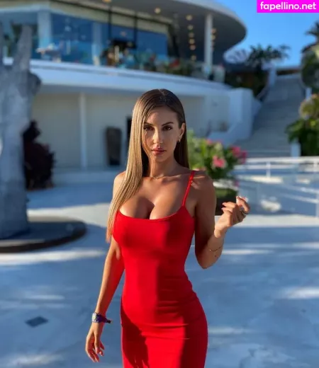 Gonsabella OnlyFans Thumbnail #A2GAK4zTeG