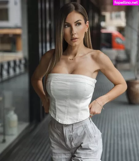 Gonsabellla OnlyFans Thumbnail #yrco2eLrBB