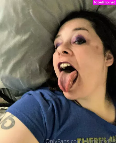 Goodgirlgiggles OnlyFans Thumbnail #0WuWggurby